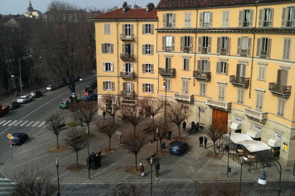 B&B La Casa Di Arturo Turin Exterior photo